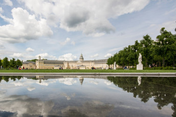 Karlsruher Schloss | Arno Kohlem